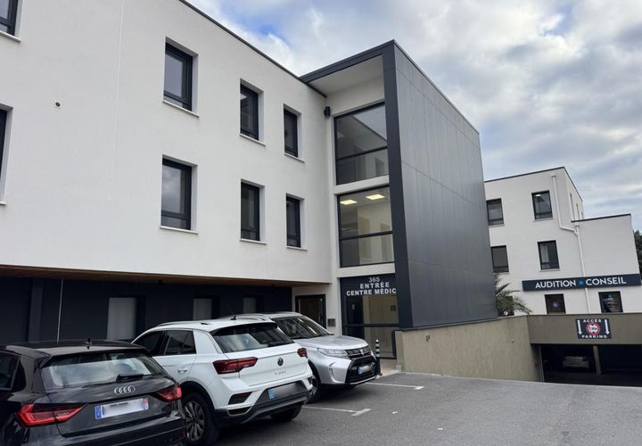 Erhvervsejendom i Les Angles, Gard, Les Angles - € 260.000 | Ref: VP072-CARMENIER - foto 1
