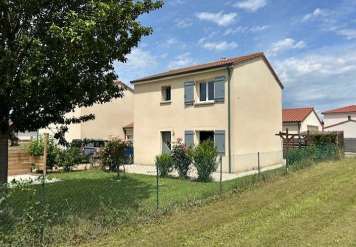 Villa a Ennezat, Puy-de-Dome, Ennezat - € 230.000 | Ref: 830039033015 - foto 1