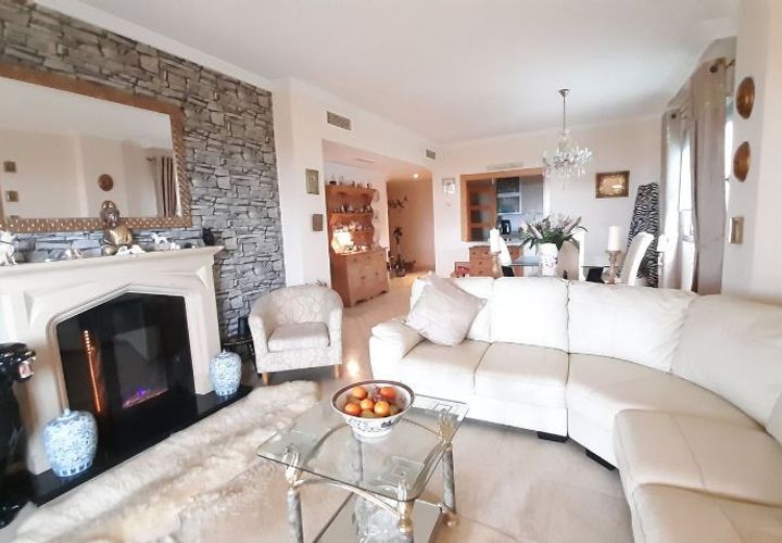 Lejlighed i Estepona, Malaga, Estepona - € 250.000 | Ref: es5553885bb - foto 1