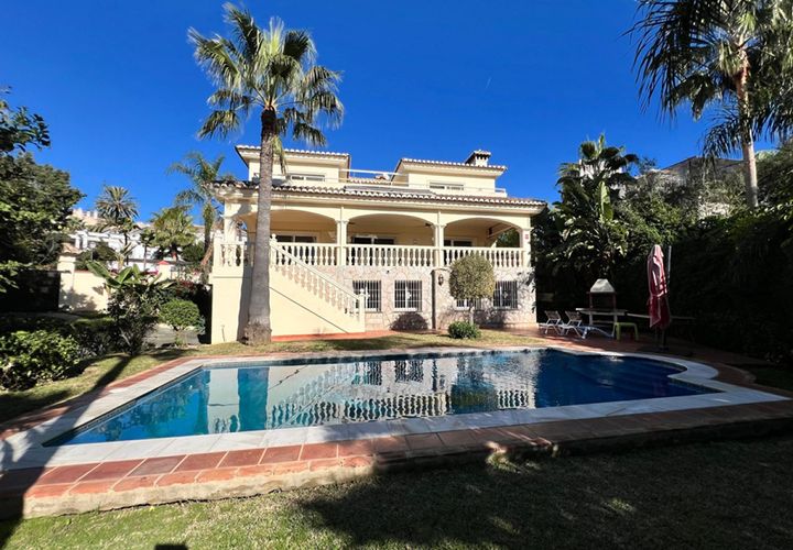 Villa a Marbesa, Malaga, Marbesa - € 1.750.000 | Ref: S23949 - foto 1