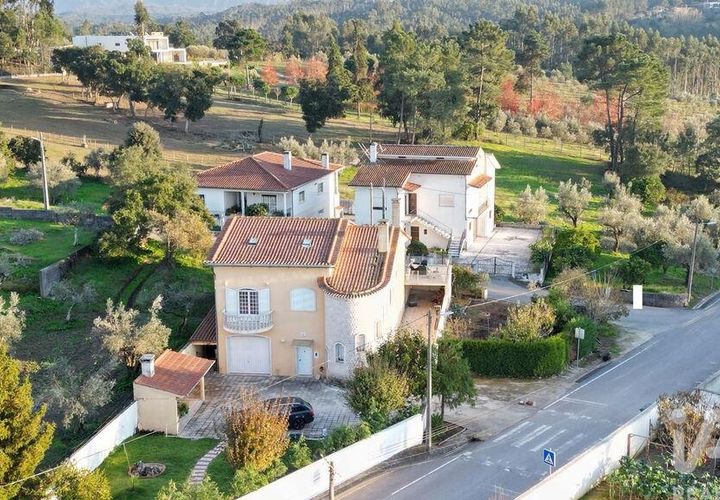 Byhus i Miranda do Corvo, Coimbra, Miranda do Corvo - € 375.000 | Ref: 775121 - foto 1