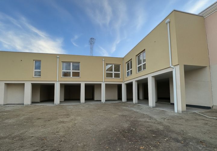 Erhvervsejendom i Teolo, Padua, Teolo - € 240.000 | Ref: VM240BRE - foto 1