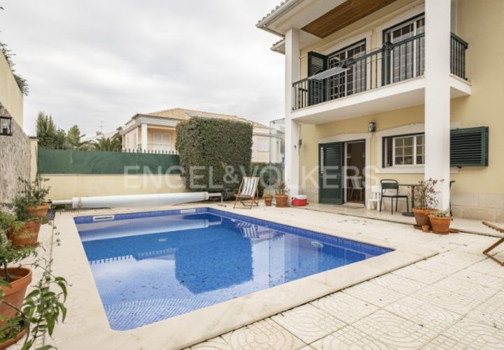 Villa i Carcavelos, Lisbon, Carcavelos - € 1.495.000 | Ref: W-030UIM - foto 1