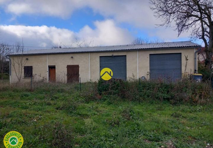 Villa i Étroussat, Allier, Étroussat - € 70.000 | Ref: 116CAL110722 - foto 1