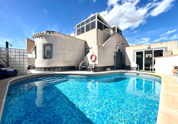 Villa a Orihuela, Alicante, Orihuela - € 389.000 | Ref: C-1085 - foto 1