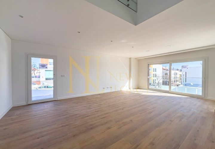 Lejlighed i Corroios, Setubal, Corroios - € 550.000 | Ref: NLRC041F - foto 1