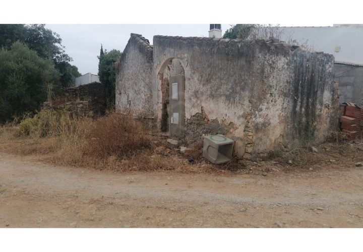 Ruinere i Moncarapacho, Faro, Moncarapacho - € 150.000 | Ref: RUÏ_53907 - foto 1