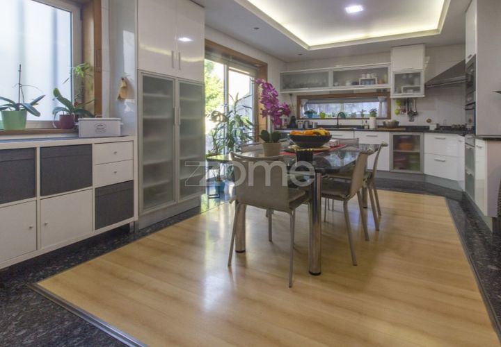 Villa i Braga, Braga, Braga - € 950.000 | Ref: ZMPT583254 - foto 1