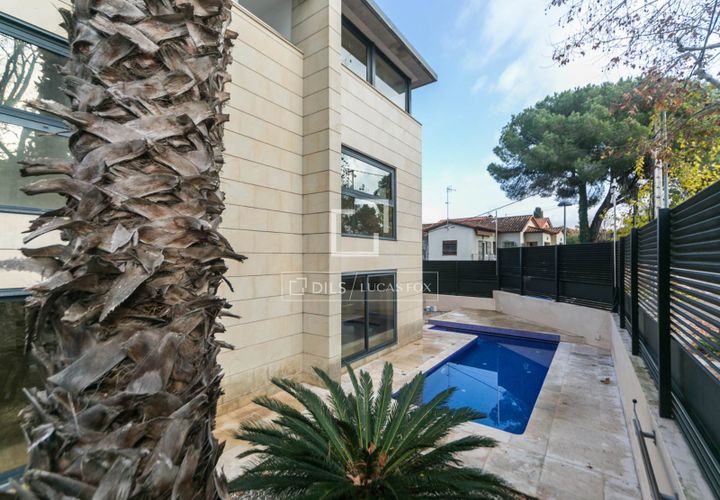 Villa i Valldoreix, Barcelona, Valldoreix - € 1 840 000 | Ref: STC65309 - foto 1