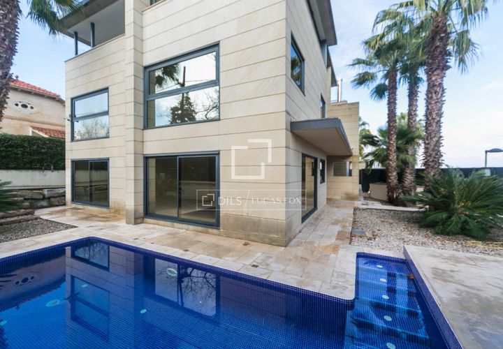 Villa a Valldoreix, Barcelona, Valldoreix - € 1.840.000 | Ref: STC65309 - foto 1