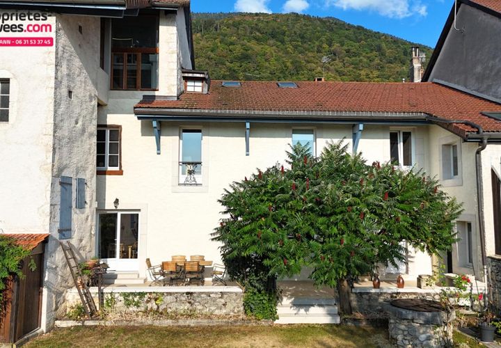Villa a Collonges, Ain, Collonges - € 675.000 | Ref: 418506KRD - foto 1