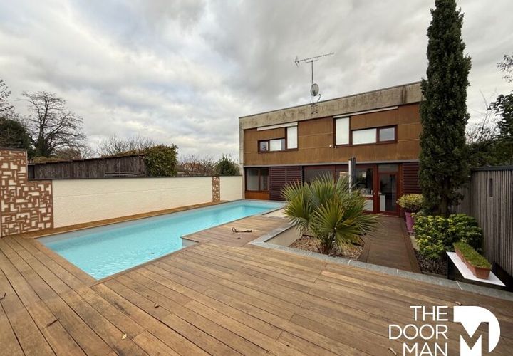 Villa a Poitiers, Vienne, Poitiers - € 575.000 | Ref: 9310 - foto 1