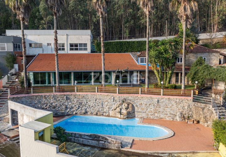 Villa i Vila Verde, Braga, Vila Verde - € 1 200 000 | Ref: ZMPT583386 - foto 1