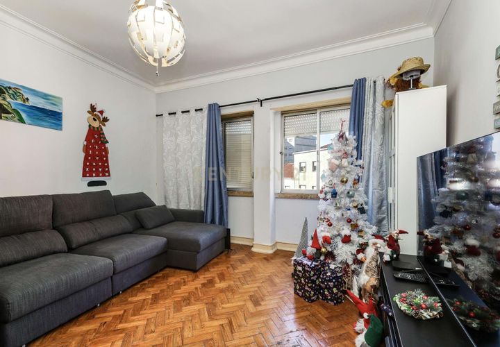 Lejlighed i Queluz, Lisbon, Queluz - € 260.000 | Ref: C0221-03802 - foto 1