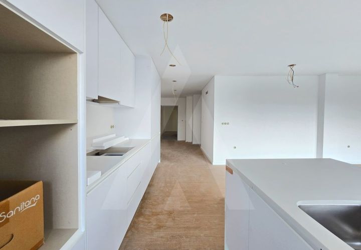 Lejlighed i Aveiro, Aveiro, Aveiro - € 430.000 | Ref: 1012399D/25 GL - foto 1