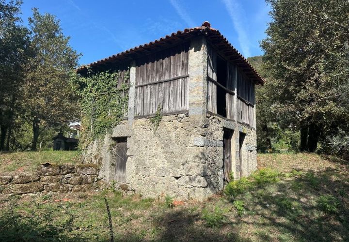 Farm i Arcos de Valdevez, Viana do Castelo, Arcos de Valdevez - € 45.000 | Ref: KWPT-023239 - foto 1