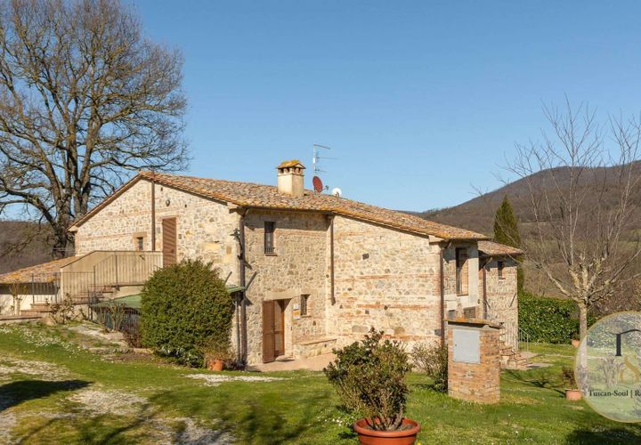 Farm hus i Radicofani, Siena, Radicofani - € 1.050.000 | Ref: VAL201-787885 - foto 1