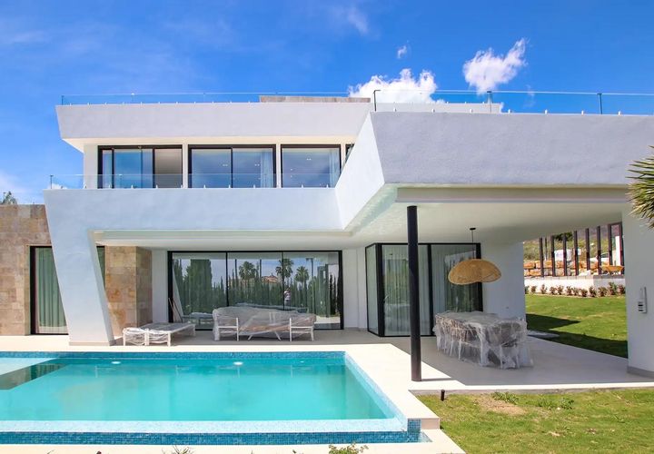 Villa a Estepona, Malaga, Estepona - € 2.495.000 | Ref: DPCVillaValleRomano - foto 1