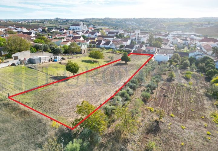Helårsgrund i Alenquer, Lisbon, Alenquer - € 46.000 | Ref: 149/25 - foto 1