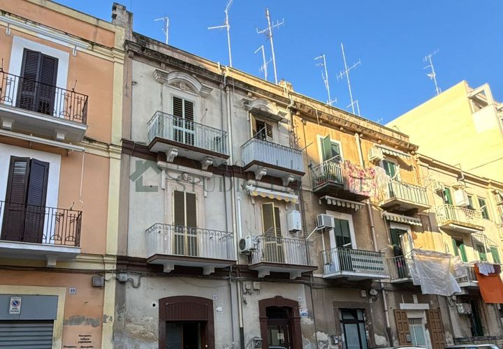 Erhvervsejendom i Bari, Bari, Bari - € 39.000 | Ref: 1463 - foto 1