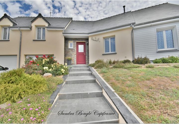 Villa i Sainte-Suzanne, Mayenne, Sainte-Suzanne - € 228.000 | Ref: 340937210913 - foto 1