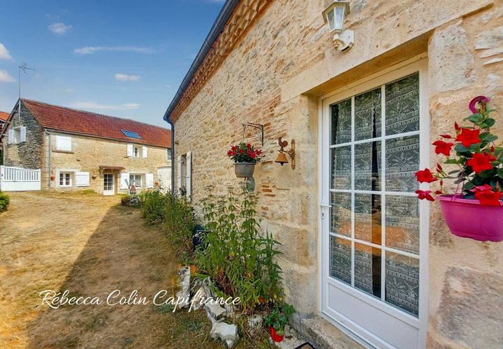 Villa i Brouchaud, Dordogne, Brouchaud - € 258.475 | Ref: 340937014046 - foto 1