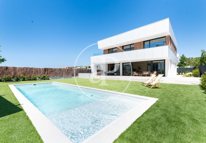 Villa a Sitges, Barcelona, Sitges - € 2.709.000 | Ref: VBG2512005 - foto 1
