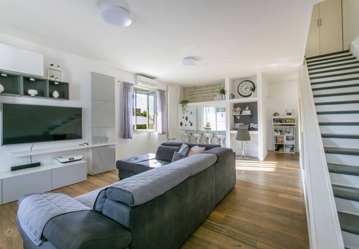 Villa a Pomezia, Rome, Pomezia - € 339.000 | Ref: 1001-728 - foto 1