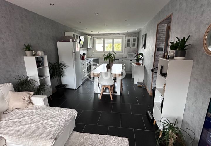 Villa i Angres, Pas-de-Calais, Angres - € 139.000 | Ref: lie17166 - foto 1
