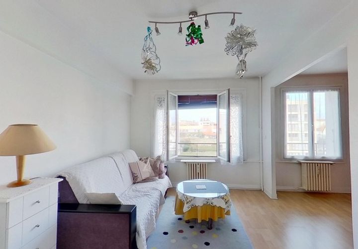 Lejlighed i Bagnolet, Seine-Saint-Denis, Bagnolet - € 230.000 | Ref: 830032941236 - foto 1