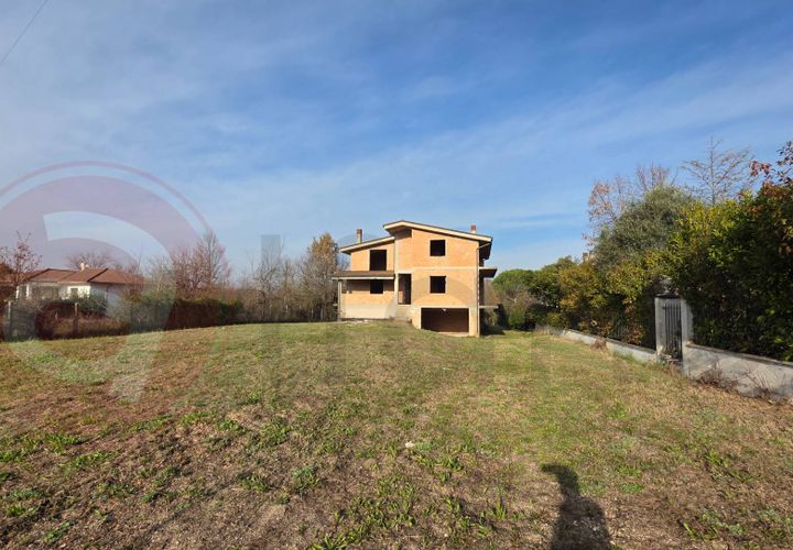 Landejendom i Arce, Frosinone, Arce - € 138.000 | Ref: AC99-149-1697 - foto 1