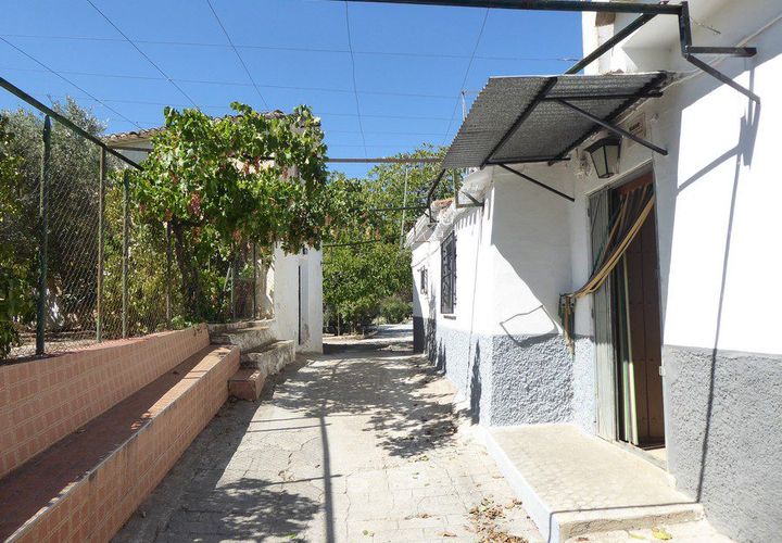 Landejendom i Baza, Granada, Baza - € 128.000 | Ref: v3013 - foto 1