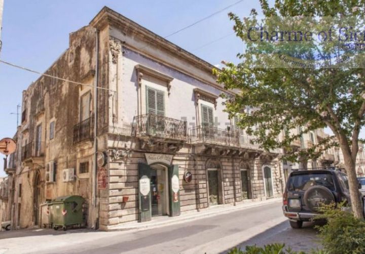Villa en Modica, Ragusa, Modica - € 800.000 | Ref: C 063 - photo 1