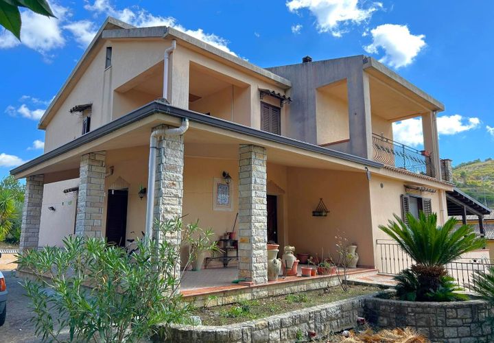 Villa i Chiusa Sclafani, Palermo, Chiusa Sclafani - € 240.000 | Ref: 8682RV72992 - foto 1
