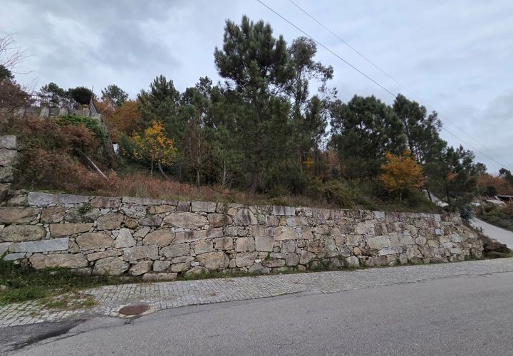 Helårsgrund i Castro Daire, Viseu, Castro Daire - € 60.000 | Ref: 0200 - foto 1