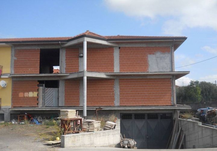 Villa a Paterno, Catania, Paterno - € 230.000 | Ref: 635 - foto 1