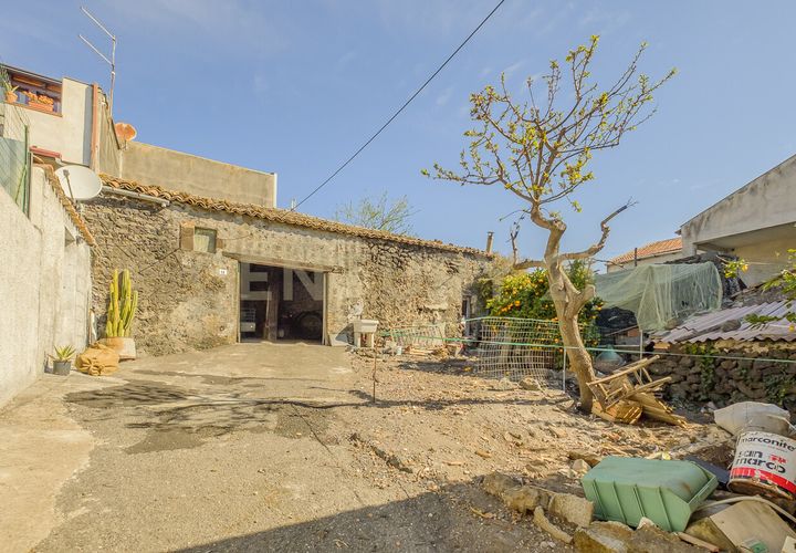 Villa i Belpasso, Catania, Belpasso - € 69.000 | Ref: 013-034 - foto 1