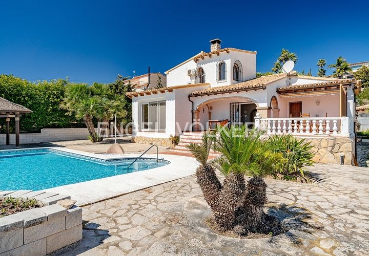 Villa a Calpe, Alicante, Calpe - € 1.450.000 | Ref: W-047I97 - foto 1