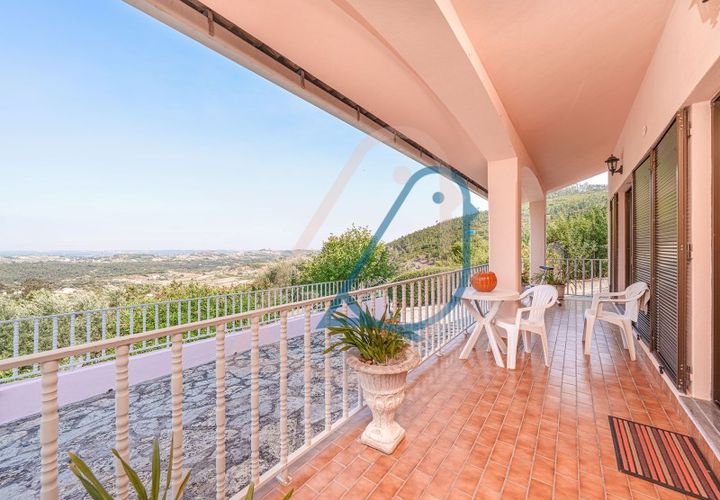 Villa a Batalha, Leiria, Batalha - € 330.000 | Ref: CV11001-329 - foto 1