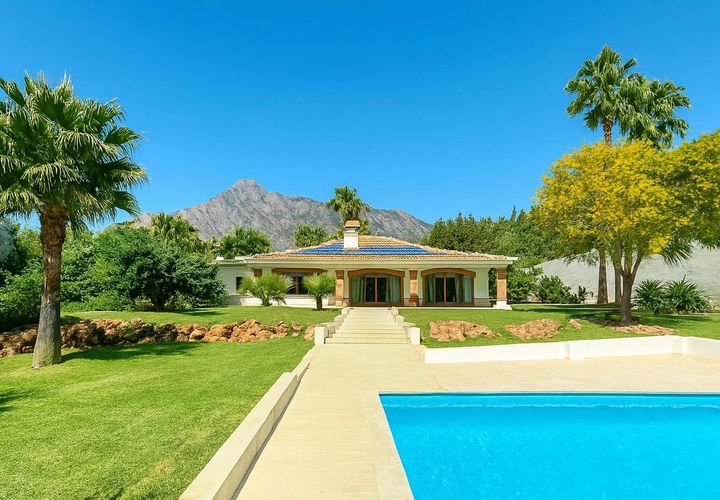 Villa a Marbella, Malaga, Marbella - € 2.450.000 | Ref: ARGM035V4 - foto 1