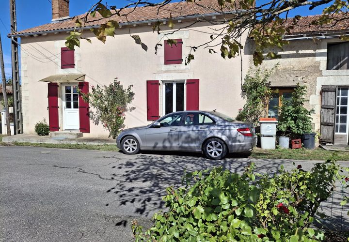 Villa i Nérignac, Vienne, Nérignac - € 99.000 | Ref: BVI82516 - foto 1