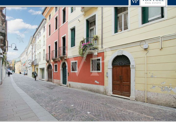 Byhus i Schio, Vicenza, Schio - € 530.000 | Ref: IT 25 355 1696-789823 - foto 1