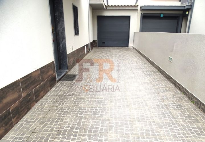 Byhus i Quinta do Conde, Setubal, Quinta do Conde - € 445.000 | Ref: MGN-3232 - foto 1