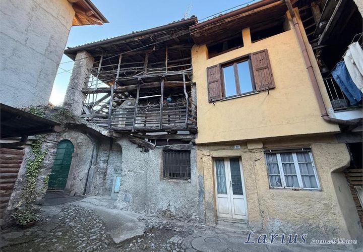Landejendom i Valbrona, Como, Valbrona - € 38.000 | Ref: Val111 - foto 1