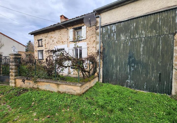 Villa i Adriers, Vienne, Adriers - € 88.000 | Ref: BBFDC8AD6EB14FF1 - foto 1