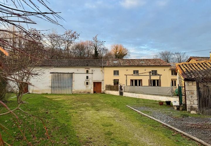 Landejendom i Caunay, Deux-Sevres, Caunay - € 109.500 | Ref: EFBD5EAA2A874F82 - foto 1