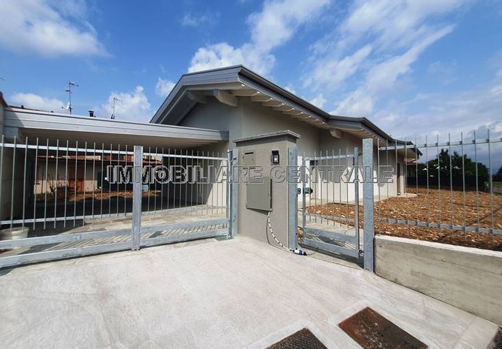 Villa a Palosco, Bergamo, Palosco - € 440.000 | Ref: V053 - foto 1