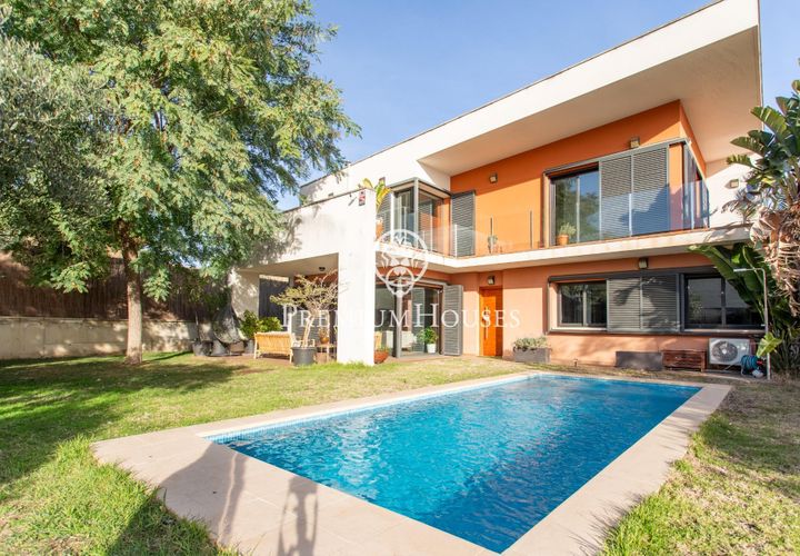 Villa a Mataro, Barcelona, Mataro - € 795.000 | Ref: PH103689/3699 - foto 1