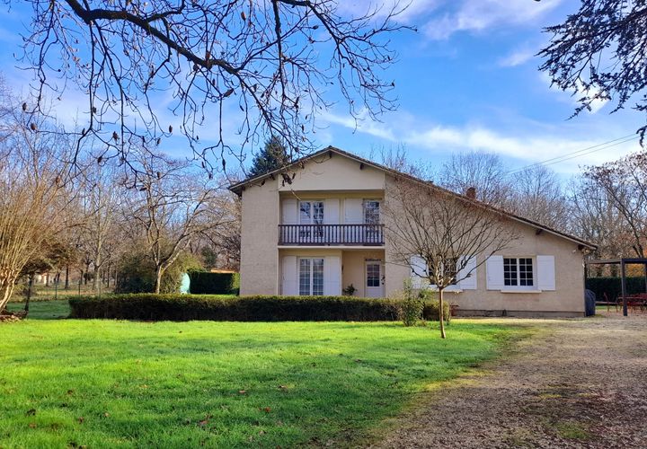Villa a Bergerac, Dordogne, Bergerac - € 272.850 | Ref: BVI83741 - foto 1
