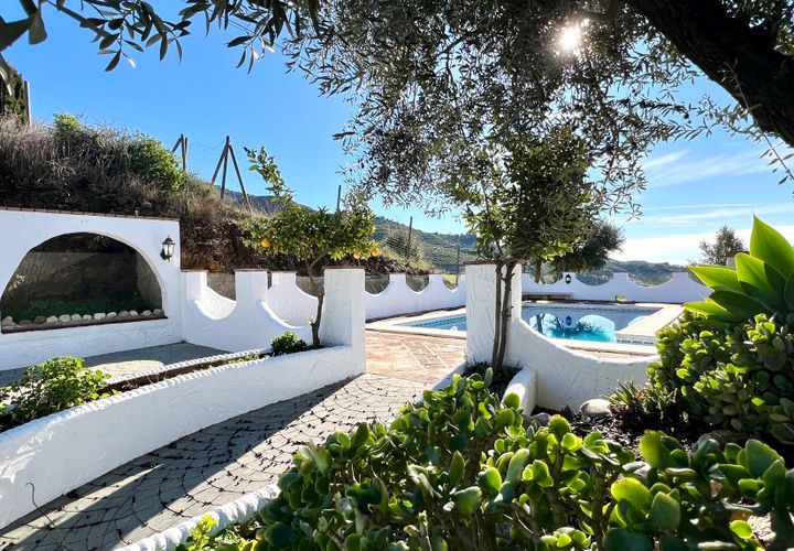 Villa i Vinuela, Malaga, Vinuela - € 475.000 | Ref: IRE2601 - foto 1